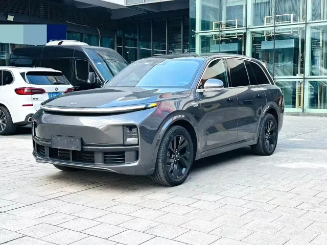 Фотография автомобиля — Li Auto L8