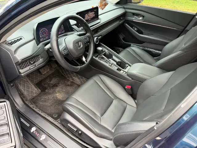 Honda Accord — Фото автомобиля 3