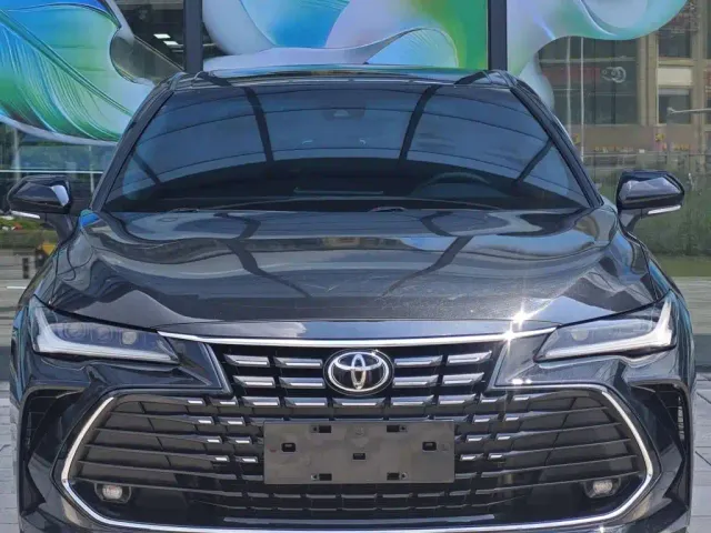Toyota Avalon — Фото автомобиля 14