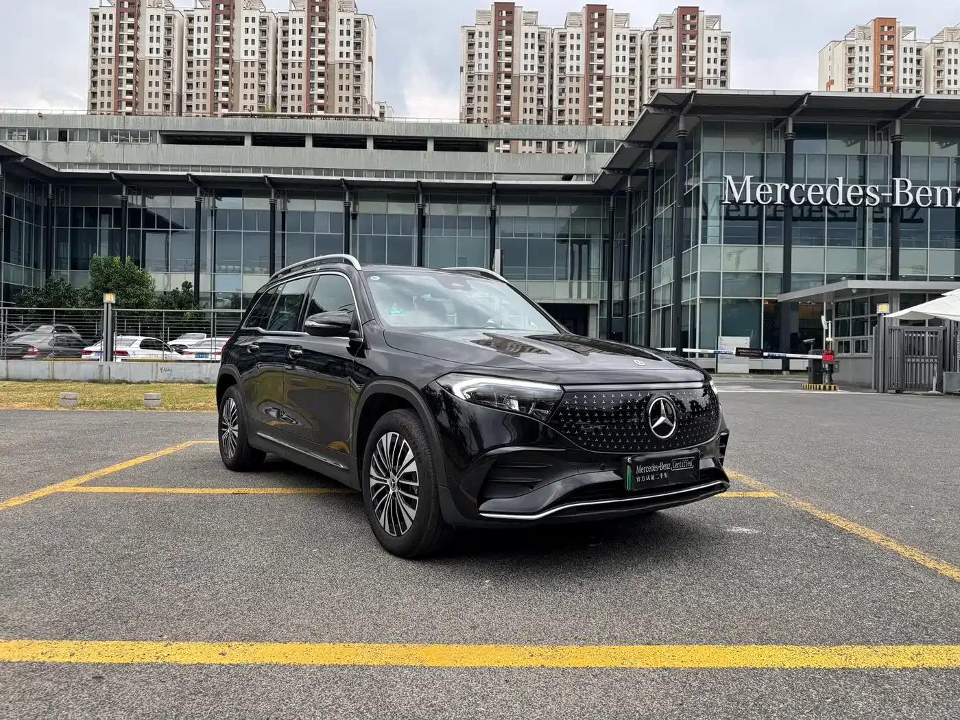 Mercedes-Benz Mercedes-Benz EQB 2025 EQB 260 — Фото автомобиля 4