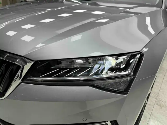 Skoda Superb — Фото автомобиля 23