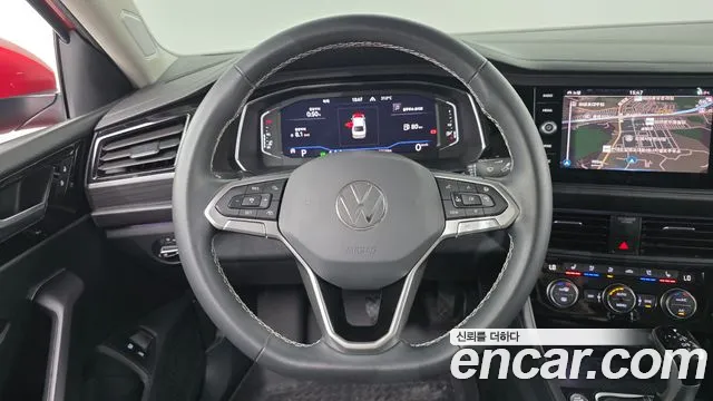 Volkswagen Jetta — Фото автомобиля 13