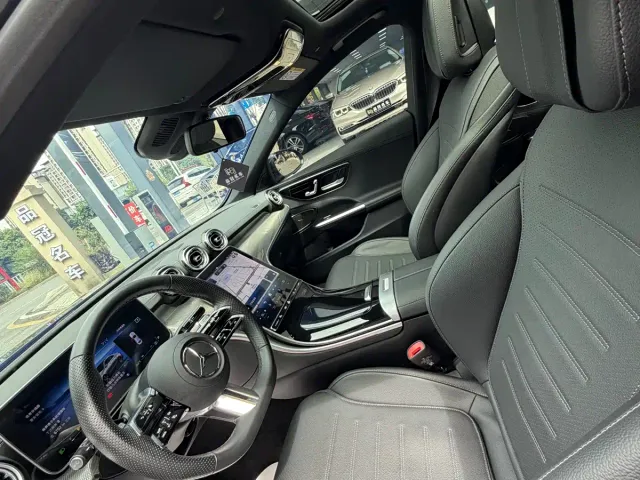 Mercedes-Benz C-Class — Фото автомобиля 4