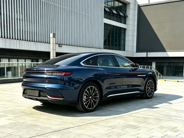 Geely Galaxy A7 — Фото автомобиля 13
