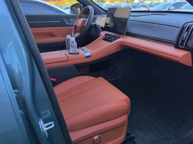 Jetour X70L — Фото автомобиля 8