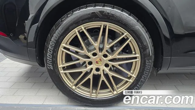 Porsche Cayenne PO536 — Фото автомобиля 5