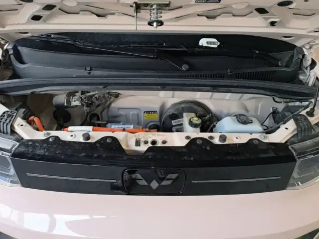 Wuling Hongguang Mini EV — Фото автомобиля 19