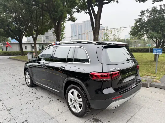 Mercedes-Benz GLB-Class — Фото автомобиля 4