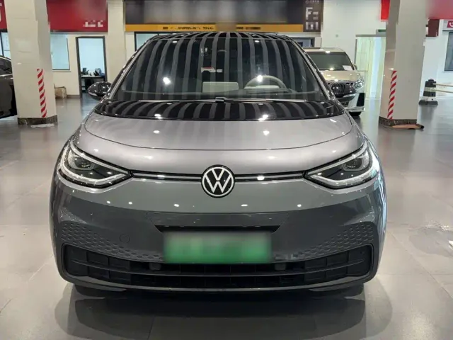Volkswagen ID.3 — Фото автомобиля 2