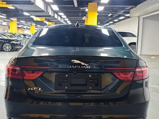 Jaguar Jaguar XFL 2021 XFL 2.0T P250 2WD Premium Luxury Edition — Фото автомобиля 8