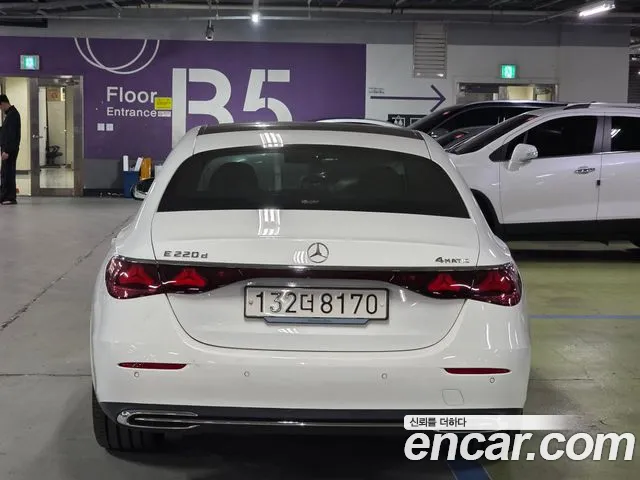 Mercedes-Benz E-Class W214 — Фото автомобиля 4