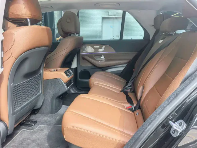 Mercedes-Benz GLE-Class — Фото автомобиля 15
