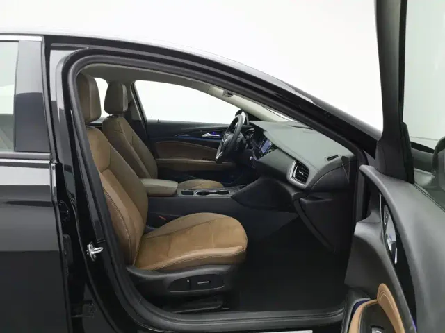 Buick Regal — Фото автомобиля 23