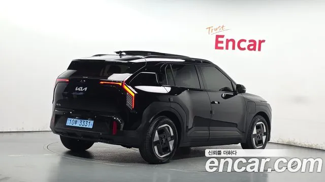 Kia EV3 — Фото автомобиля 2