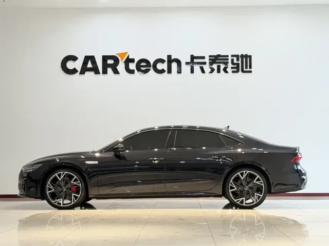 Audi A7L — Фото автомобиля 4