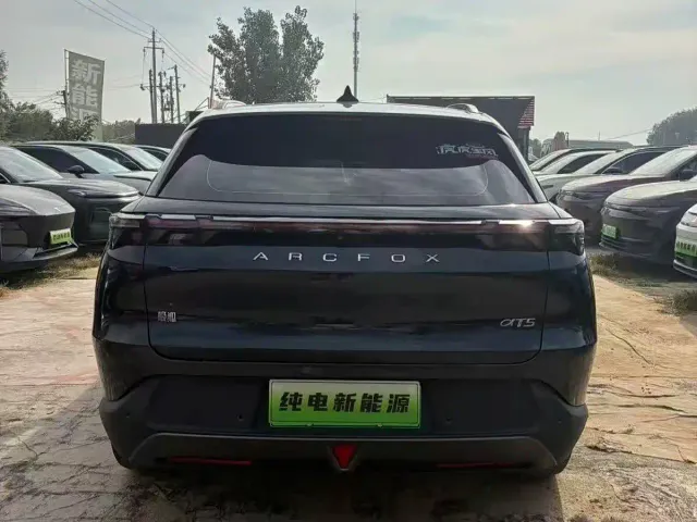 Arcfox Alpha T5 — Фото автомобиля 8