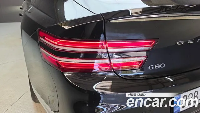 Genesis G80 RG3 — Фото автомобиля 8
