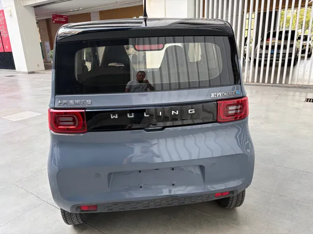 Wuling Hongguang Mini EV — Фото автомобиля 6