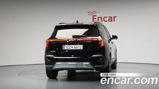 Kia Seltos — Фото автомобиля 4