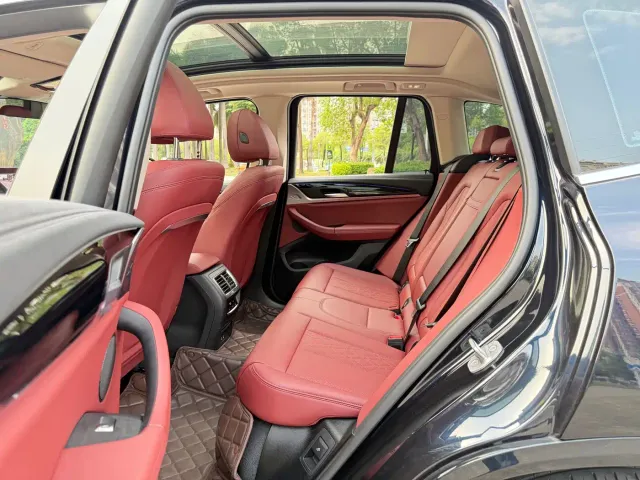 BMW X3 — Фото автомобиля 17