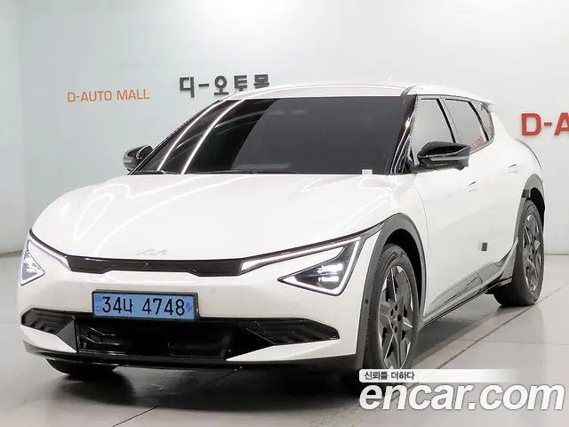 Kia EV6 — Фото автомобиля 2