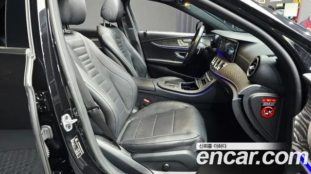 Mercedes-Benz E-Class W213 — Фото автомобиля 12