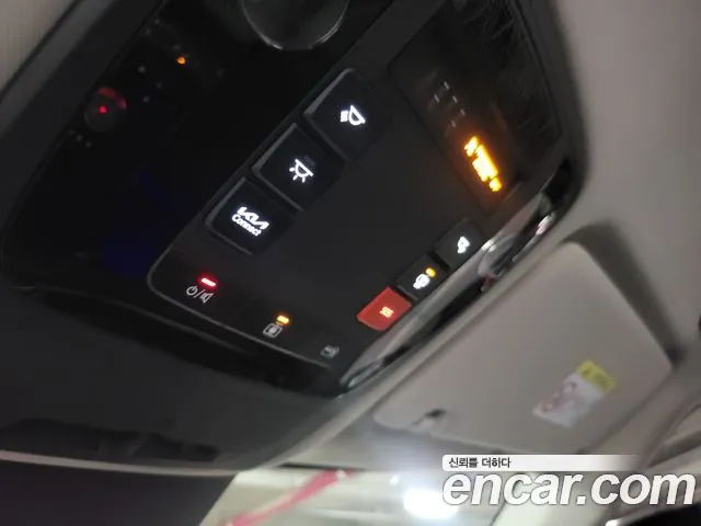Kia Carnival 4th Gen — Фото автомобиля 12
