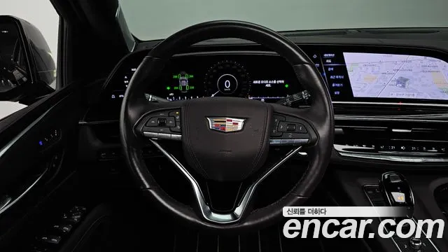 Cadillac Escalade Generation 5 — Фото автомобиля 13