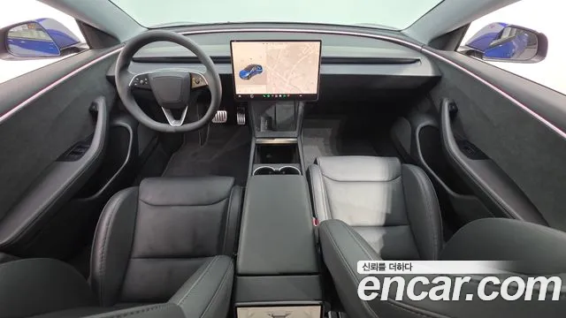 Tesla Model 3 — Фото автомобиля 7