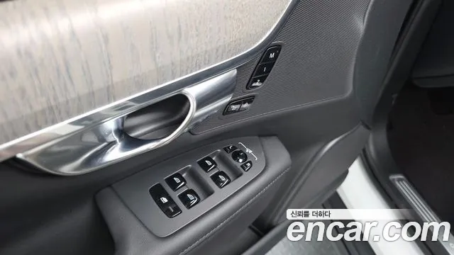 Вольво V90 — Фото автомобиля 29