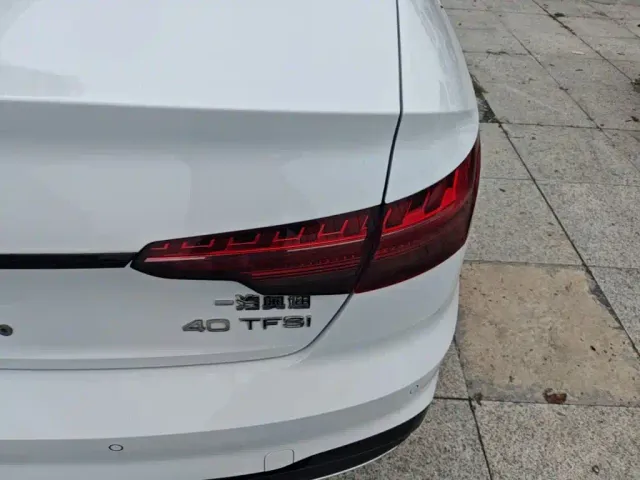 Audi A4L — Фото автомобиля 7