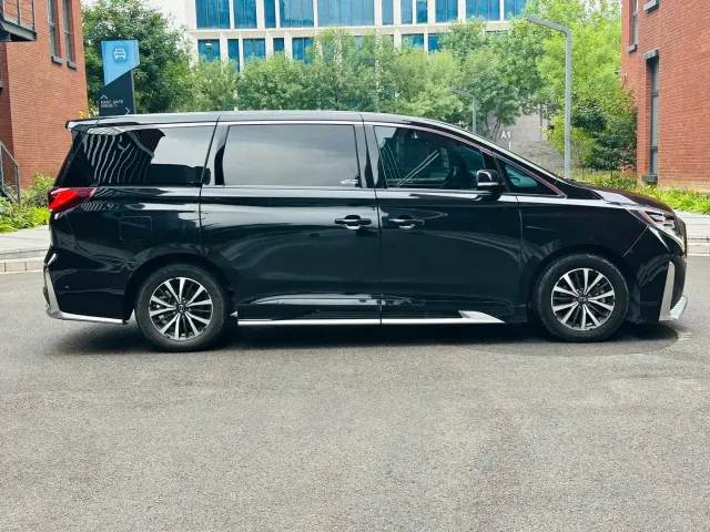 GAC Trumpchi M8 — Фото автомобиля 4