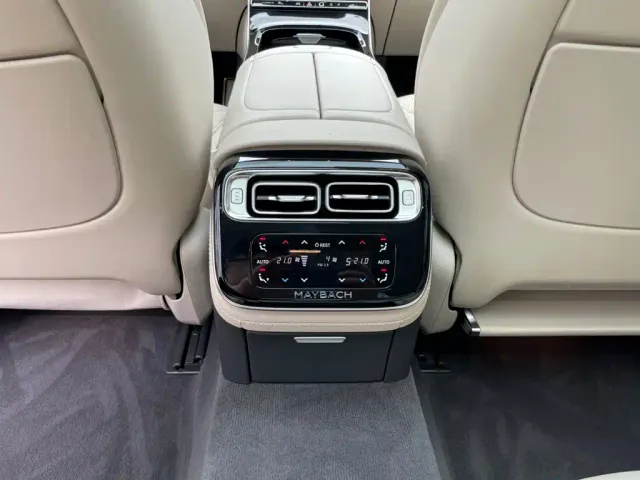 Mercedes-Benz Maybach S-Class — Фото автомобиля 16