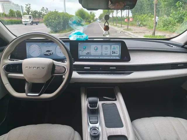 Chery Fulwin A8 — Фото автомобиля 13