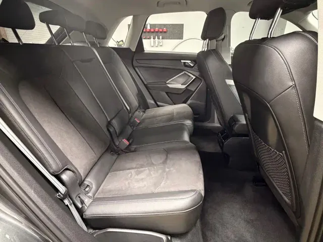 Audi Q3 — Фото автомобиля 10
