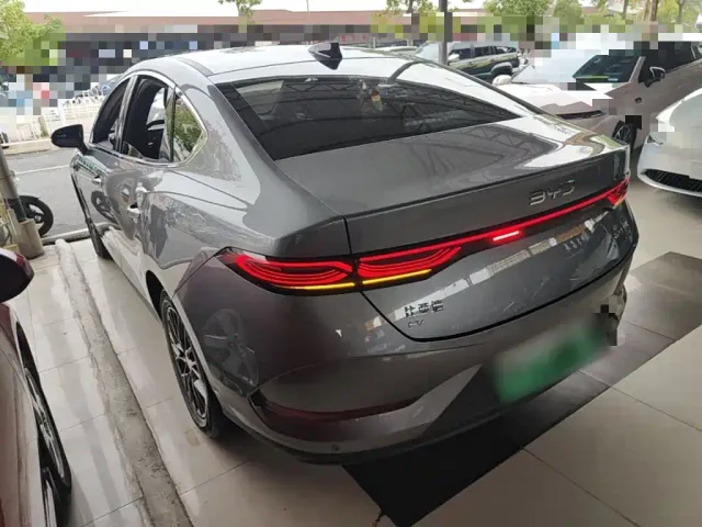 BYD Qin PLUS — Фото автомобиля 4
