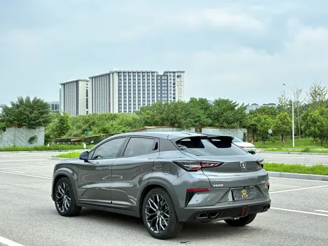Changan UNI-T — Фото автомобиля 7