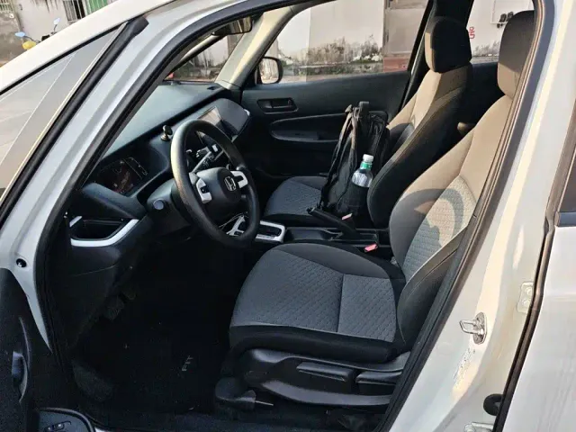 Honda Fit — Фото автомобиля 11