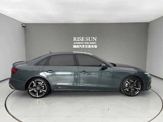Audi A4L — Фото автомобиля 8