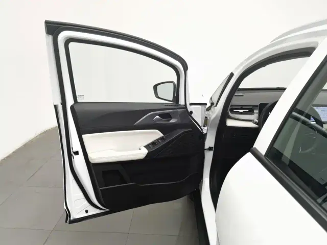 Geely Geometry E Firefly — Фото автомобиля 8
