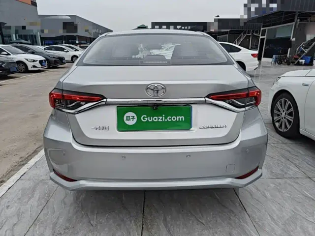 Toyota Corolla — Фото автомобиля 5