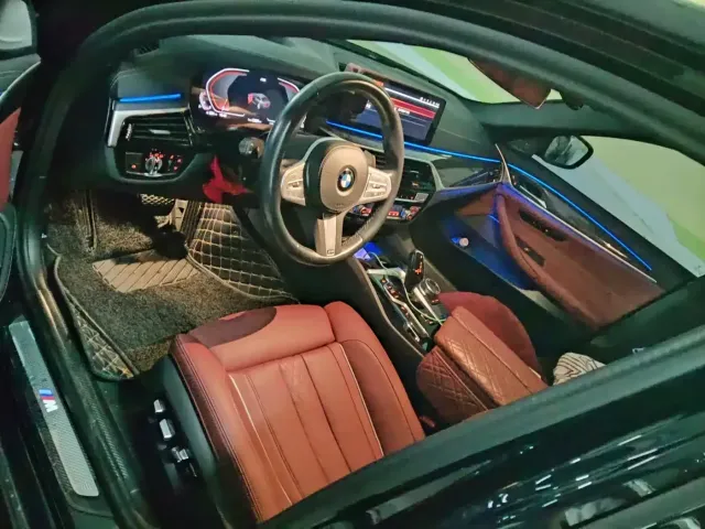 BMW 5 Series — Фото автомобиля 2