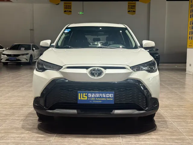 Toyota Frontlander — Фото автомобиля 2