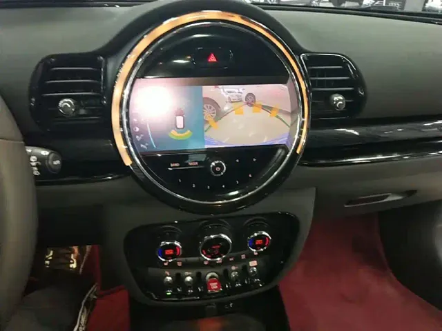 MINI Clubman — Фото автомобиля 12