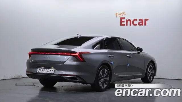 Kia K8 Hybrid — Фото автомобиля 2