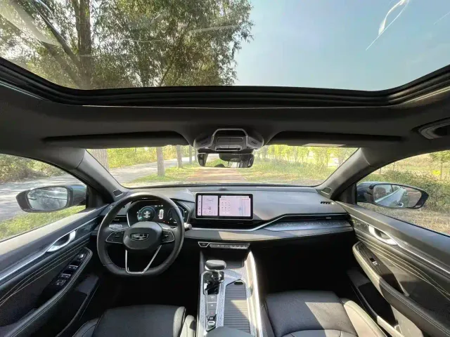 Geely Xingrui — Фото автомобиля 5