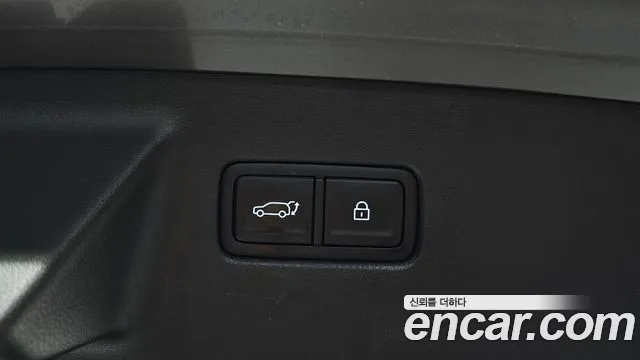 Hyundai Santafe — Фото автомобиля 20
