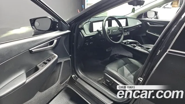 Kia EV6 — Фото автомобиля 15