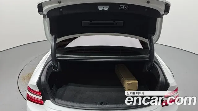 Genesis G80 Бензин 2.5 турбо AWD — Фото автомобиля 19