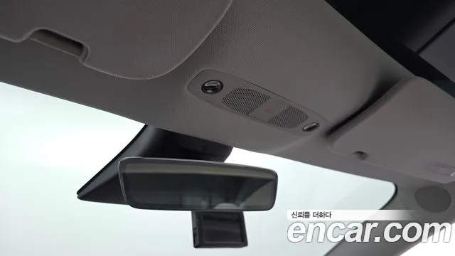 Tesla Model 3 — Фото автомобиля 26